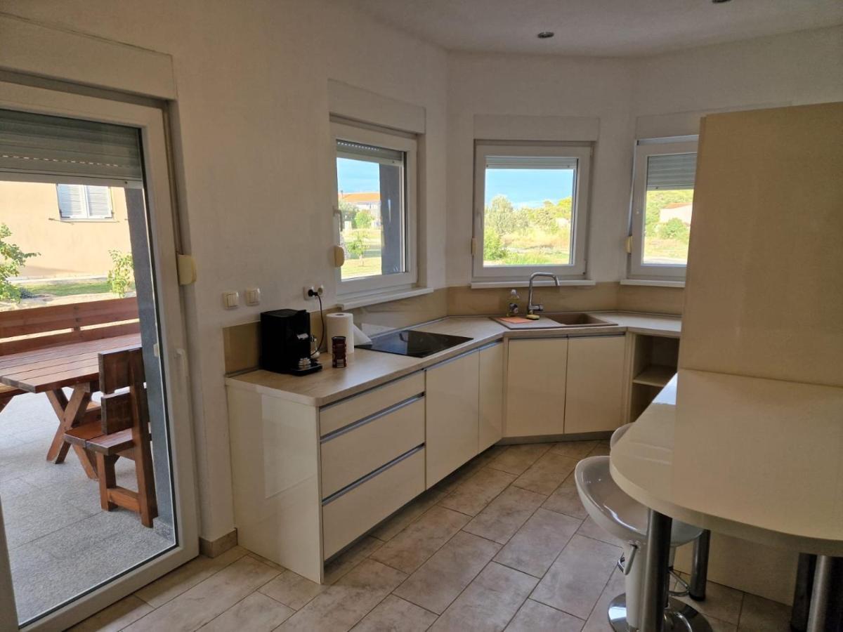 Apartment Luca بولا المظهر الخارجي الصورة
